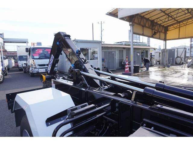 MITSUBISHI FUSOU FIGHTER 2024 Image 31