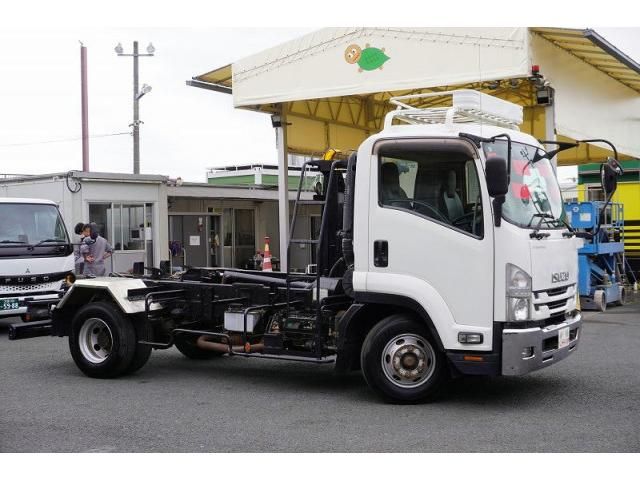 ISUZU FORWARD 2017 Image 31
