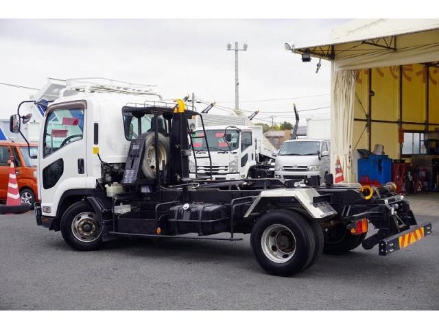 ISUZU FORWARD 2017 Image 31