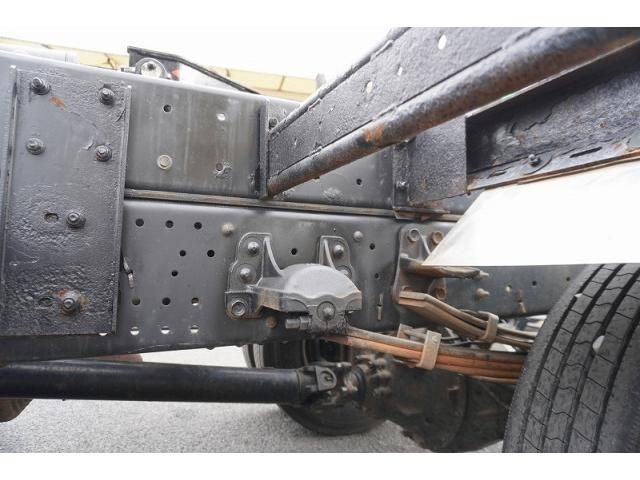 ISUZU FORWARD 2017 Image 31