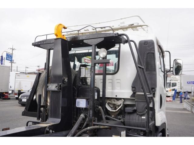 ISUZU FORWARD 2017 Image 31