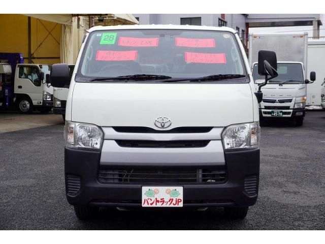 TOYOTA HIACE VAN 1.25T 2WD 2016 Image 31