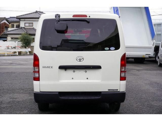 TOYOTA HIACE VAN 1.25T 2WD 2016 Image 31