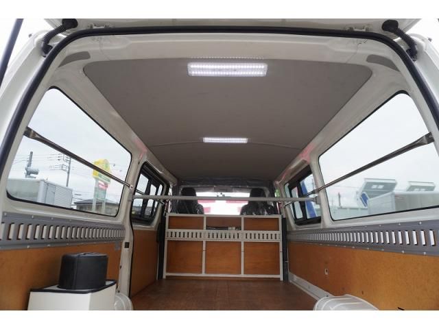 TOYOTA HIACE VAN 1.25T 2WD 2016 Image 31