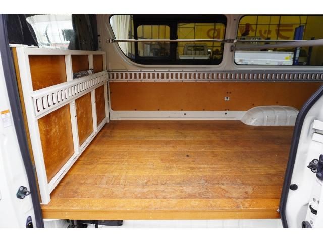 TOYOTA HIACE VAN 1.25T 2WD 2016 Image 31