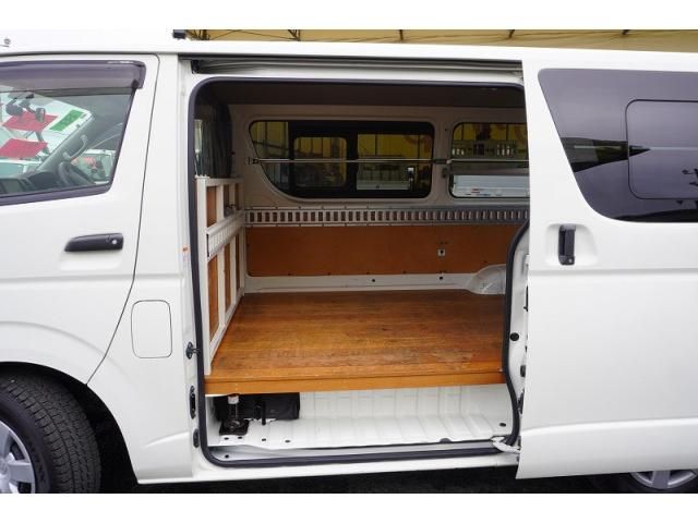 TOYOTA HIACE VAN 1.25T 2WD 2016 Image 31