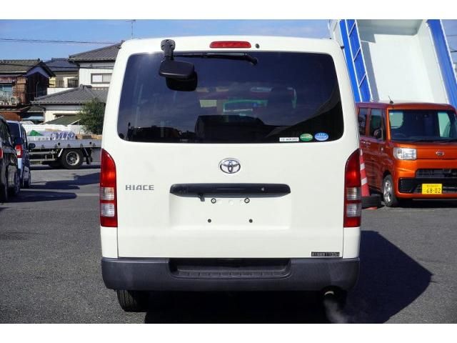 TOYOTA HIACE VAN 1.25T 2WD 2015 Image 31
