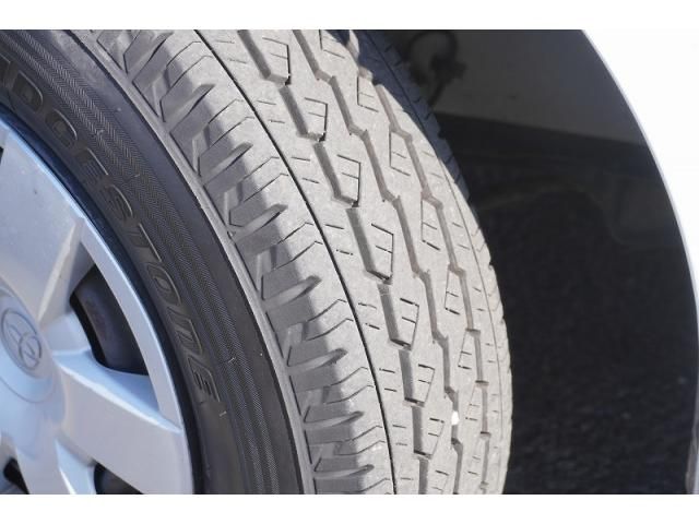 TOYOTA HIACE VAN 1.25T 2WD 2015 Image 31