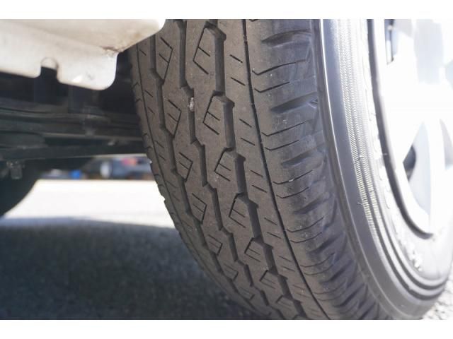 TOYOTA HIACE VAN 1.25T 2WD 2015 Image 31