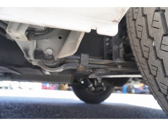 TOYOTA HIACE VAN 1.25T 2WD 2015 Image 31