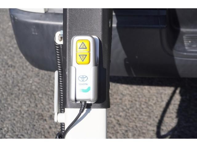 TOYOTA HIACE VAN 1.25T 2WD 2015 Image 31