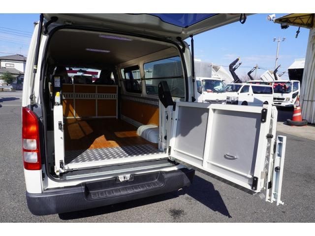 TOYOTA HIACE VAN 1.25T 2WD 2015 Image 31