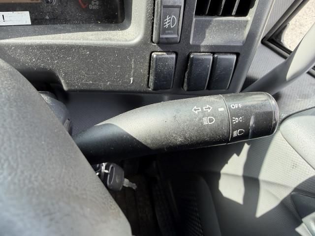 ISUZU FORWARD 2012 Image 31