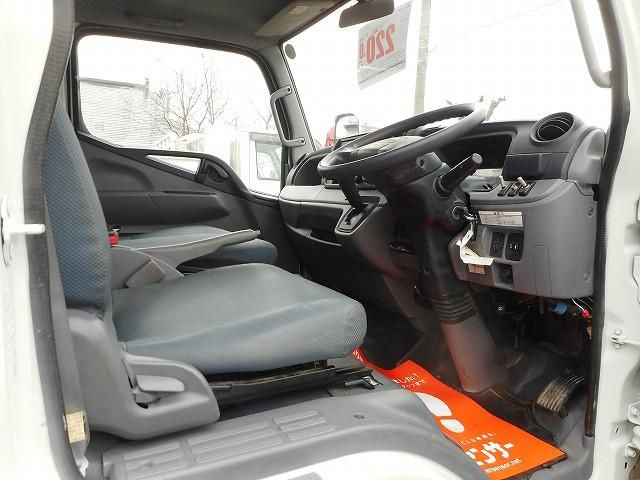 MITSUBISHI CANTER 2014 Image 31