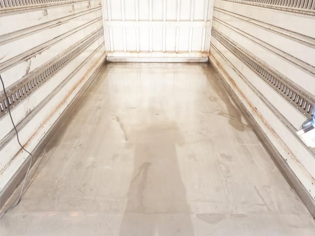 HINO DUTRO 2011 Image 31