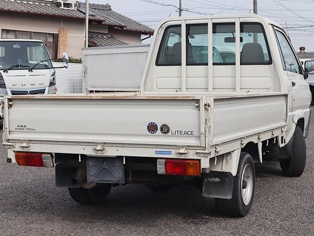 TOYOTA LITEACE TRUCK 2WD 2007 Image 31