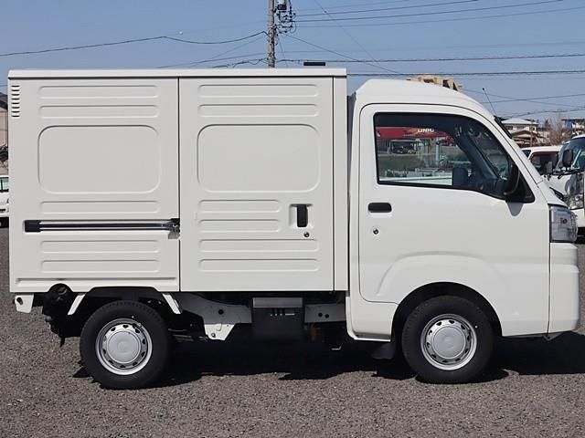 DAIHATSU HIJET TRUCK 2022 Image 31