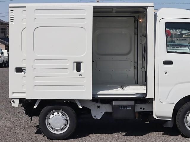 DAIHATSU HIJET TRUCK 2022 Image 31