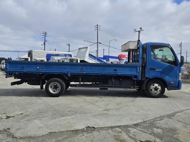 HINO DUTRO 2015 Image 31