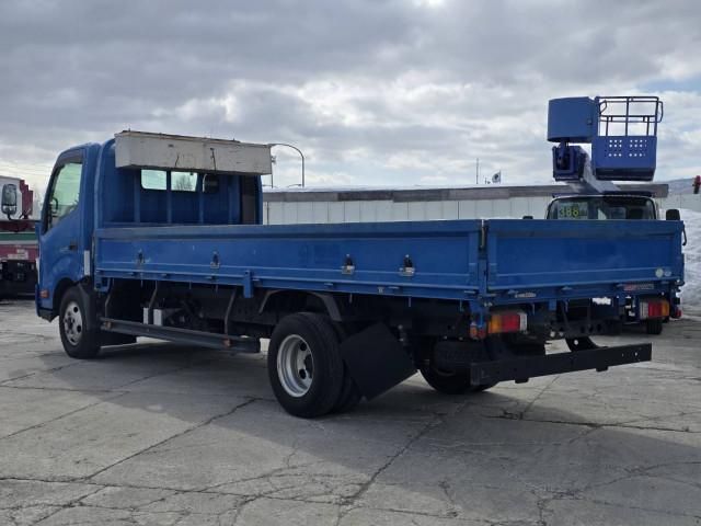 HINO DUTRO 2015 Image 31