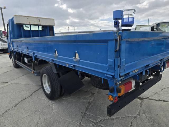 HINO DUTRO 2015 Image 31