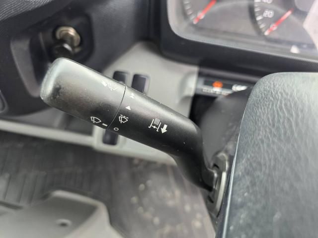 HINO DUTRO 2015 Image 31