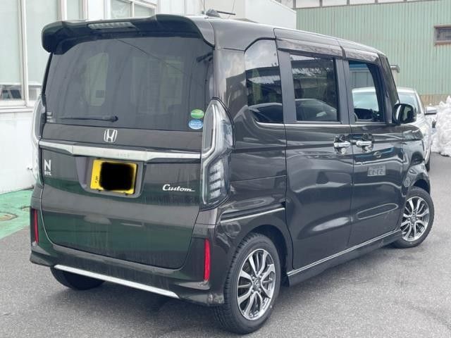 HONDA N BOX CUSTOM 2021 Image 31