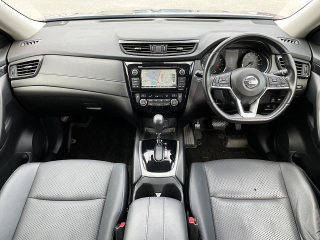 NISSAN X-TRAIL 2WD 2018 Image 31