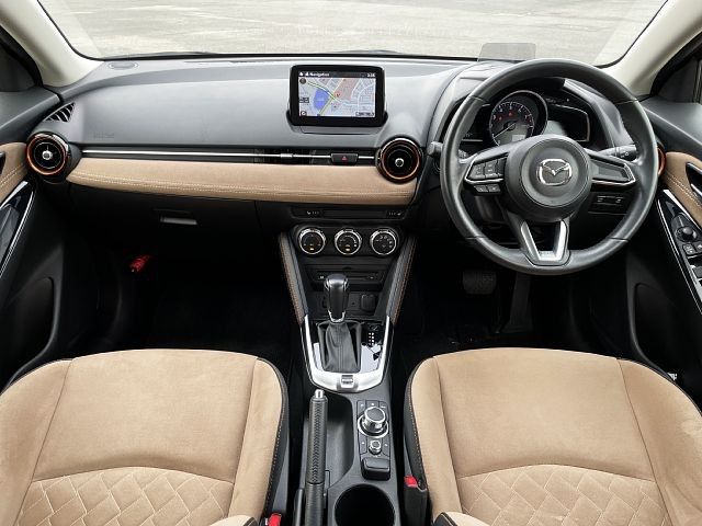 MAZDA DEMIO 2017 Image 31