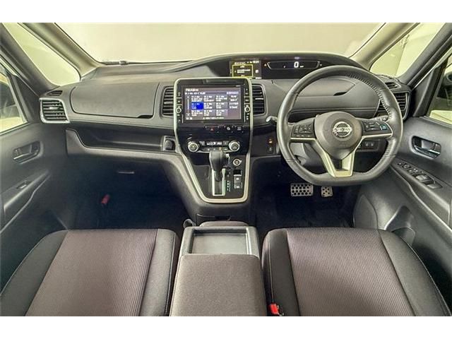 NISSAN SERENA  S-HYBRID 4WD 2017 Image 31