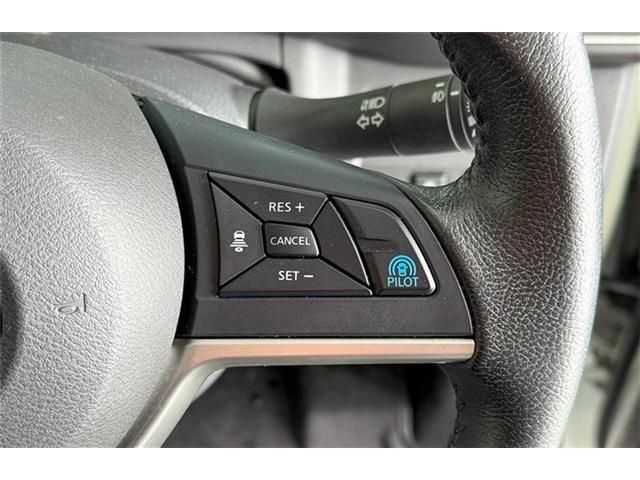 NISSAN SERENA  S-HYBRID 4WD 2017 Image 31