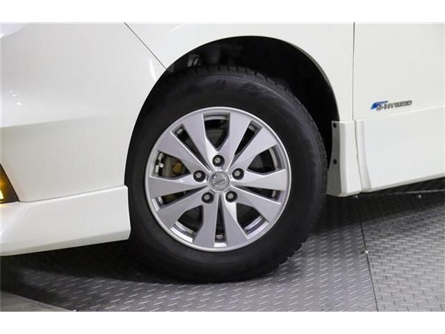 NISSAN SERENA  S-HYBRID 4WD 2017 Image 31