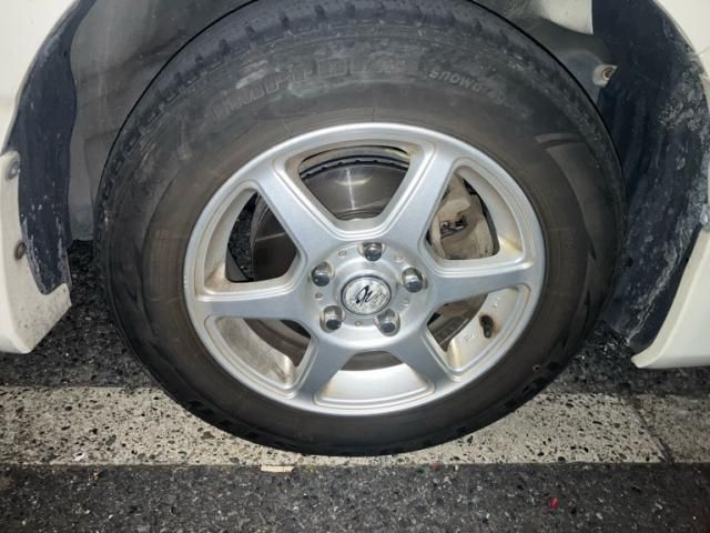 TOYOTA VOXY 2005 Image 31