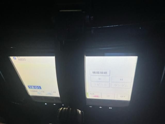 TOYOTA VOXY 2005 Image 31