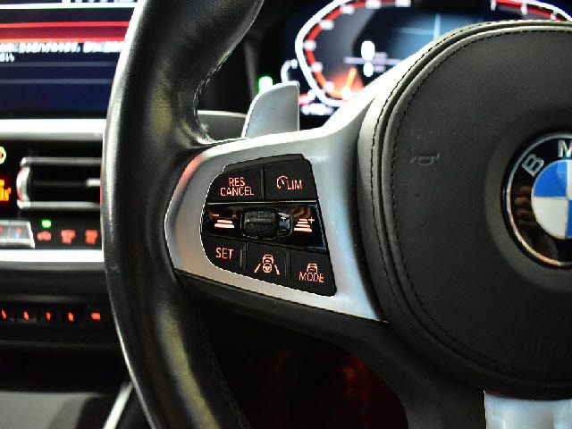 BMW 3SERIES SEDAN 2019 Image 31