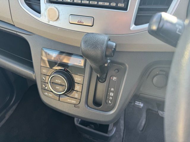 SUZUKI WAGON R 2013 Image 31