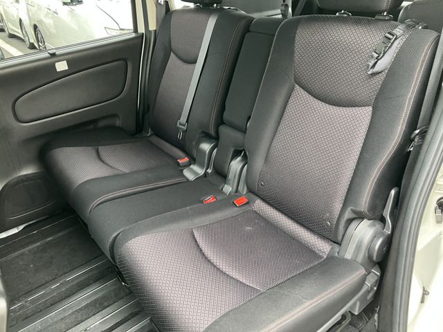 NISSAN SERENA  S-HYBRID 2013 Image 31