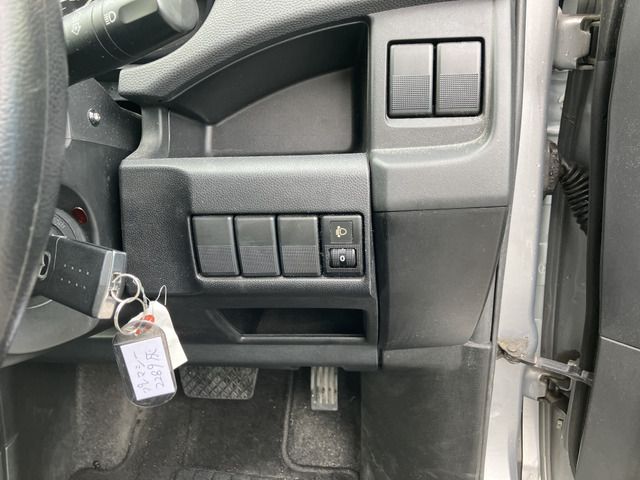 MAZDA PREMACY 2011 Image 31