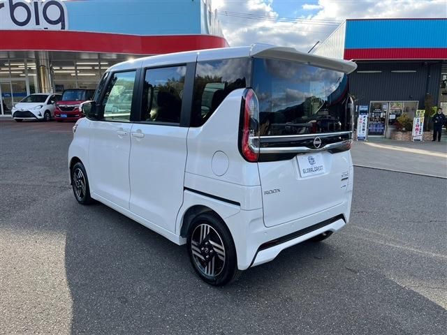 NISSAN ROOX 2024 Image 31