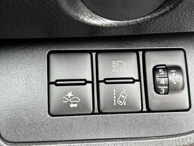 TOYOTA SIENTA 2016 Image 31