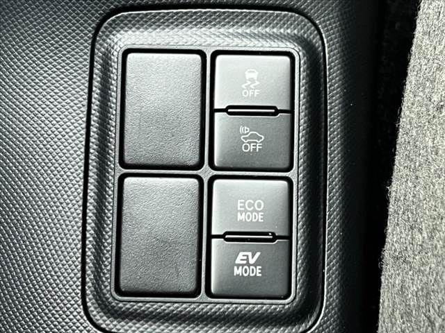 TOYOTA AQUA 2017 Image 31