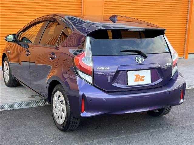 TOYOTA AQUA 2017 Image 31