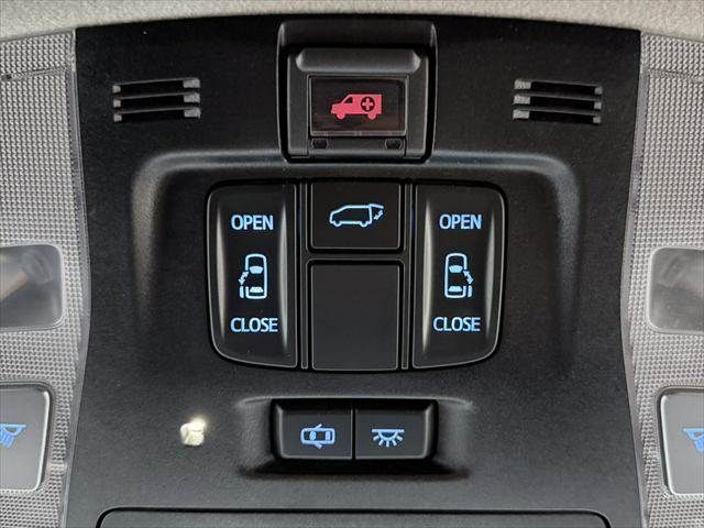 TOYOTA ALPHARD HYBRID 4WD 2019 Image 31
