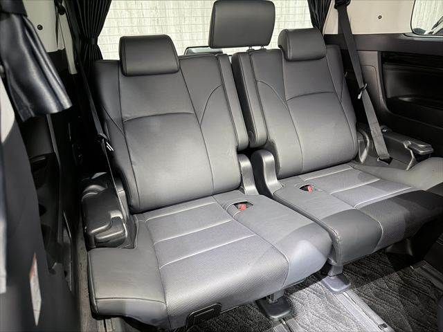 TOYOTA ALPHARD HYBRID 4WD 2019 Image 31