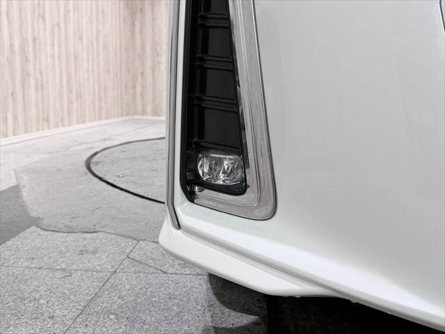 TOYOTA ALPHARD HYBRID 4WD 2019 Image 31