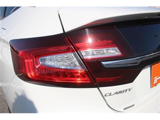 HONDA CLARITY PHEV 2018 Image 31