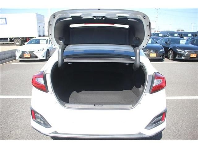 HONDA CLARITY PHEV 2018 Image 31