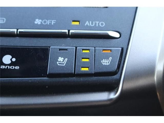 TOYOTA LEXUS NX300 2017 Image 31