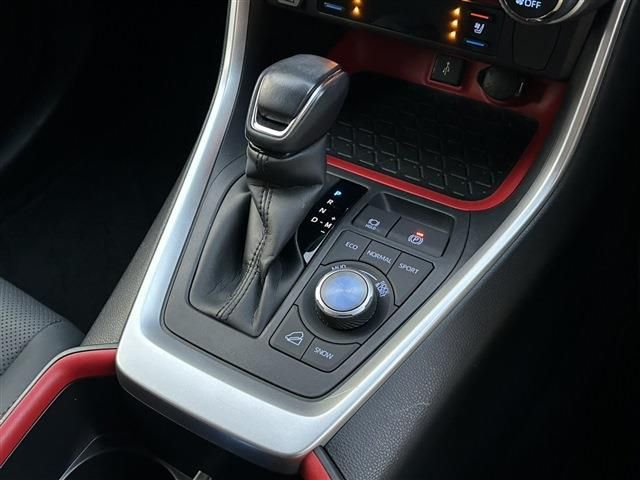 TOYOTA RAV4 4WD 2022 Image 31