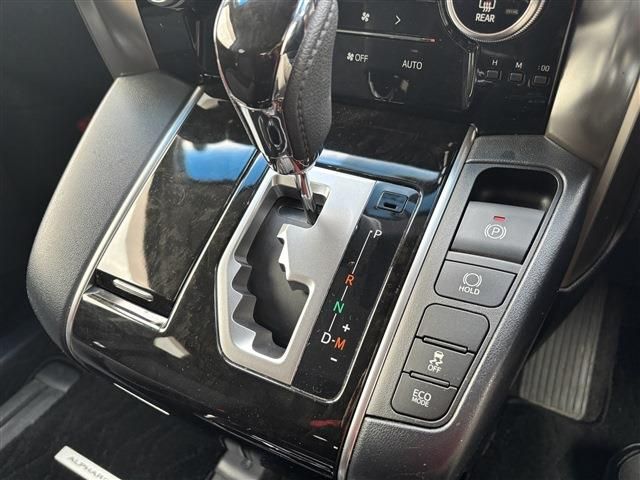TOYOTA ALPHARD 2017 Image 31